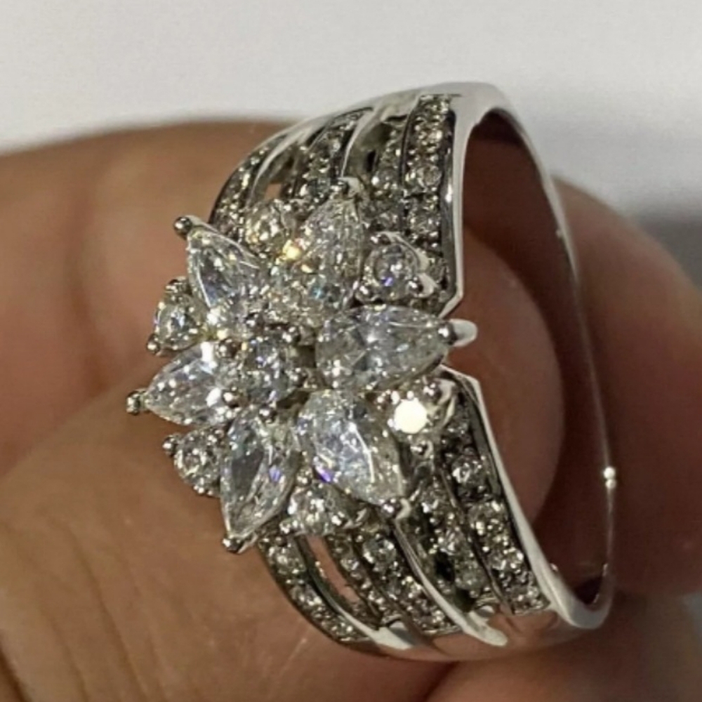 QVC S&W Diamonique 2.10CT Mixed Cut Flower Ring Platinum Clad Size 5 - Picture 2 of 4